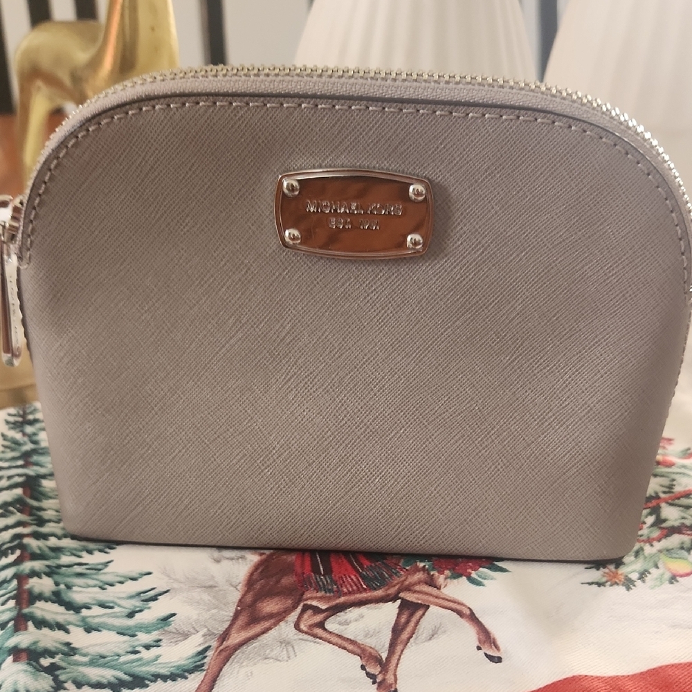Michael Kors Silver Cosmetic Bag Grey